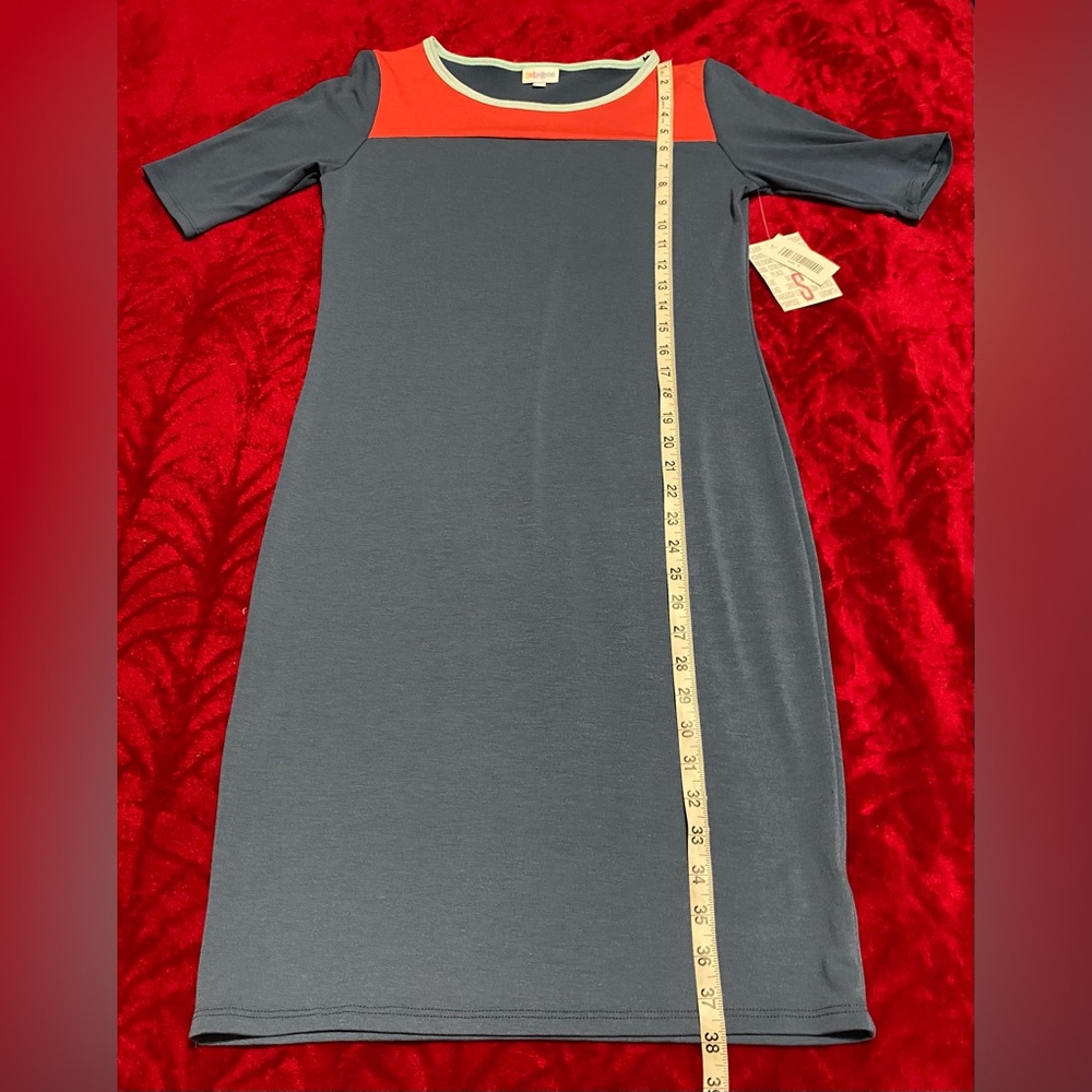 CLOSET CLEAR OUT ON ALL LULAROE MAKE AN OFFER BUNDLE NWT SMALL STRETCHY DRESS 😍 - Picture 4 of 12